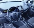 Серый Рено Зое, объемом двигателя 0 л и пробегом 91 тыс. км за 9999 $, фото 68 на Automoto.ua