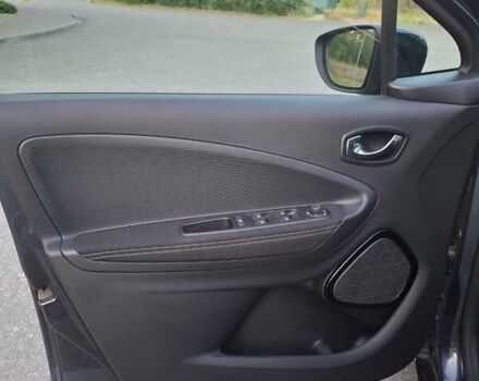 Сірий Рено Зое, об'ємом двигуна 0 л та пробігом 133 тис. км за 9299 $, фото 12 на Automoto.ua
