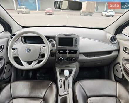 Сірий Рено Зое, об'ємом двигуна 0 л та пробігом 122 тис. км за 10500 $, фото 14 на Automoto.ua