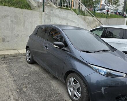 Серый Рено Зое, объемом двигателя 0 л и пробегом 57 тыс. км за 9500 $, фото 1 на Automoto.ua