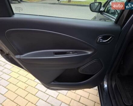 Сірий Рено Зое, об'ємом двигуна 0 л та пробігом 118 тис. км за 9200 $, фото 24 на Automoto.ua