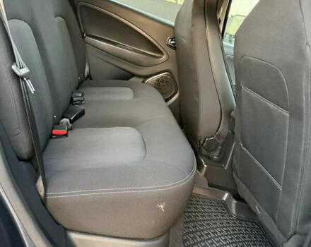 Серый Рено Зое, объемом двигателя 0 л и пробегом 119 тыс. км за 9950 $, фото 22 на Automoto.ua