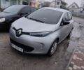 Серый Рено Зое, объемом двигателя 0 л и пробегом 114 тыс. км за 8600 $, фото 1 на Automoto.ua