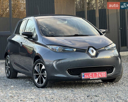 Серый Рено Зое, объемом двигателя 0 л и пробегом 119 тыс. км за 9950 $, фото 1 на Automoto.ua