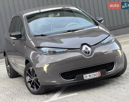 Рено Зое 2018 в Дубно на Automoto.ua Серый Рено Зое, объемом двигателя 0 л и пробегом 126 тыс. км за 10599 $, фото 7 на Automoto.ua