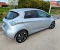 Серый Рено Зое, объемом двигателя 0 л и пробегом 77 тыс. км за 10500 $, фото 10 на Automoto.ua