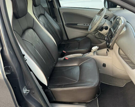 Сірий Рено Зое, об'ємом двигуна 0 л та пробігом 87 тис. км за 9500 $, фото 23 на Automoto.ua