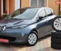Серый Рено Зое, объемом двигателя 0 л и пробегом 172 тыс. км за 9000 $, фото 1 на Automoto.ua