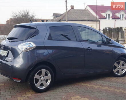 Серый Рено Зое, объемом двигателя 0 л и пробегом 54 тыс. км за 10777 $, фото 7 на Automoto.ua