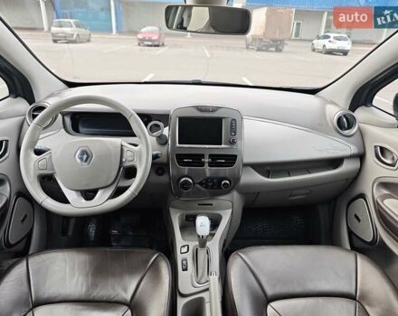 Сірий Рено Зое, об'ємом двигуна 0 л та пробігом 122 тис. км за 10500 $, фото 15 на Automoto.ua