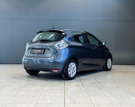 Серый Рено Зое, объемом двигателя 0 л и пробегом 91 тыс. км за 9800 $, фото 2 на Automoto.ua