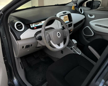 Сірий Рено Зое, об'ємом двигуна 0 л та пробігом 94 тис. км за 9500 $, фото 18 на Automoto.ua