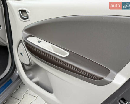 Рено Зое 2018 в Дубно на Automoto.ua Серый Рено Зое, объемом двигателя 0 л и пробегом 126 тыс. км за 10599 $, фото 51 на Automoto.ua