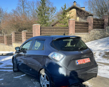 Серый Рено Зое, объемом двигателя 0 л и пробегом 117 тыс. км за 10399 $, фото 5 на Automoto.ua