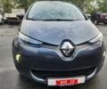 Серый Рено Зое, объемом двигателя 0 л и пробегом 82 тыс. км за 7200 $, фото 1 на Automoto.ua