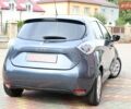 Серый Рено Зое, объемом двигателя 0 л и пробегом 172 тыс. км за 9000 $, фото 7 на Automoto.ua