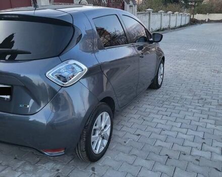 Серый Рено Зое, объемом двигателя 0 л и пробегом 34 тыс. км за 11790 $, фото 5 на Automoto.ua