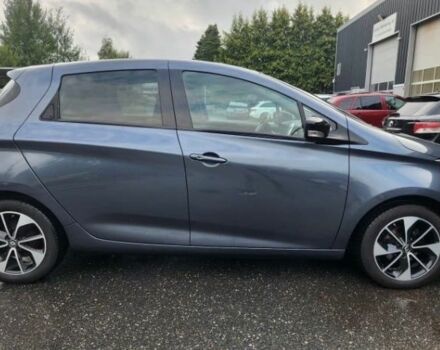 Серый Рено Зое, объемом двигателя 0 л и пробегом 82 тыс. км за 7200 $, фото 2 на Automoto.ua