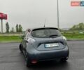 Серый Рено Зое, объемом двигателя 0 л и пробегом 138 тыс. км за 10299 $, фото 13 на Automoto.ua