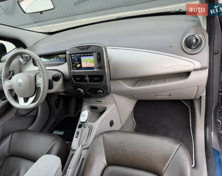 Рено Зое 2018 в Дубно на Automoto.ua Серый Рено Зое, объемом двигателя 0 л и пробегом 126 тыс. км за 10599 $, фото 52 на Automoto.ua