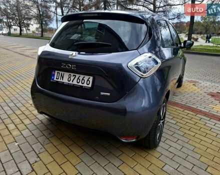 Сірий Рено Зое, об'ємом двигуна 0 л та пробігом 118 тис. км за 9200 $, фото 4 на Automoto.ua