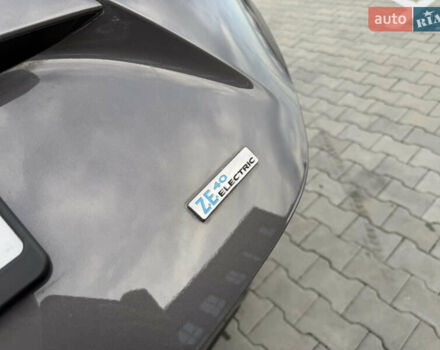 Рено Зое 2018 в Дубно на Automoto.ua Серый Рено Зое, объемом двигателя 0 л и пробегом 126 тыс. км за 10599 $, фото 64 на Automoto.ua