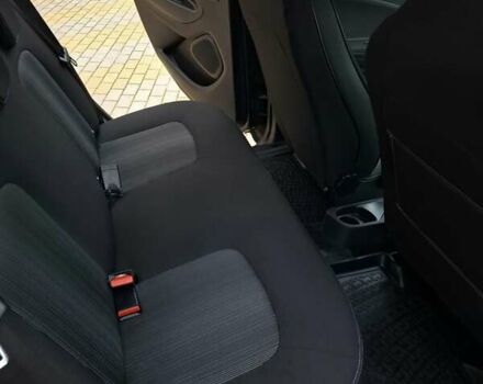 Сірий Рено Зое, об'ємом двигуна 0 л та пробігом 118 тис. км за 9200 $, фото 27 на Automoto.ua