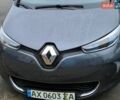 Серый Рено Зое, объемом двигателя 0 л и пробегом 108 тыс. км за 10100 $, фото 1 на Automoto.ua