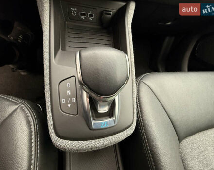 Сірий Рено Зое, об'ємом двигуна 0 л та пробігом 42 тис. км за 12950 $, фото 36 на Automoto.ua