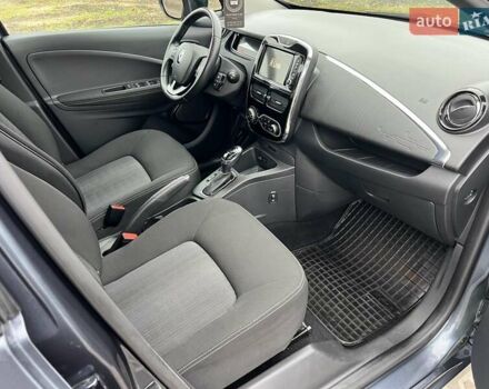 Сірий Рено Зое, об'ємом двигуна 0 л та пробігом 128 тис. км за 9150 $, фото 23 на Automoto.ua