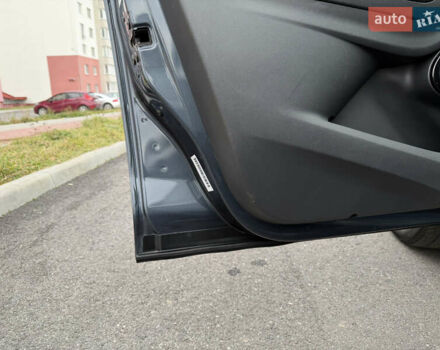 Сірий Рено Зое, об'ємом двигуна 0 л та пробігом 55 тис. км за 11999 $, фото 42 на Automoto.ua