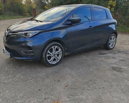 Серый Рено Зое, объемом двигателя 0 л и пробегом 109 тыс. км за 12900 $, фото 4 на Automoto.ua