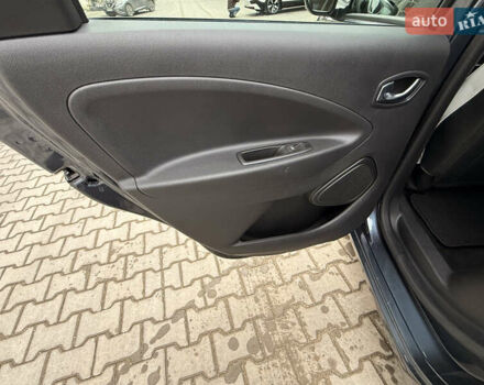 Сірий Рено Зое, об'ємом двигуна 0 л та пробігом 42 тис. км за 12950 $, фото 23 на Automoto.ua