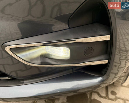 Сірий Рено Зое, об'ємом двигуна 0 л та пробігом 42 тис. км за 12950 $, фото 51 на Automoto.ua