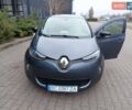 Серый Рено Зое, объемом двигателя 0 л и пробегом 80 тыс. км за 10300 $, фото 1 на Automoto.ua