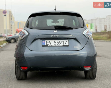 Сірий Рено Зое, об'ємом двигуна 0 л та пробігом 55 тис. км за 11999 $, фото 8 на Automoto.ua