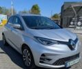 Серый Рено Зое, объемом двигателя 0 л и пробегом 125 тыс. км за 11000 $, фото 1 на Automoto.ua