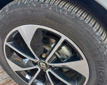 Сірий Рено Зое, об'ємом двигуна 0 л та пробігом 27 тис. км за 11450 $, фото 5 на Automoto.ua