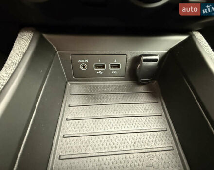 Сірий Рено Зое, об'ємом двигуна 0 л та пробігом 42 тис. км за 12950 $, фото 37 на Automoto.ua