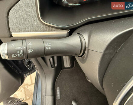 Сірий Рено Зое, об'ємом двигуна 0 л та пробігом 42 тис. км за 12950 $, фото 41 на Automoto.ua