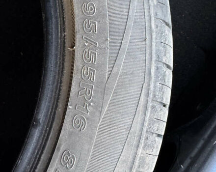 Серый Рено Зое, объемом двигателя 0 л и пробегом 150 тыс. км за 9500 $, фото 19 на Automoto.ua