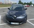 Серый Рено Зое, объемом двигателя 0 л и пробегом 65 тыс. км за 10700 $, фото 1 на Automoto.ua