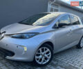 Серый Рено Зое, объемом двигателя 0 л и пробегом 72 тыс. км за 10100 $, фото 1 на Automoto.ua
