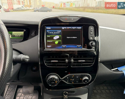 Сірий Рено Зое, об'ємом двигуна 0 л та пробігом 55 тис. км за 11999 $, фото 60 на Automoto.ua