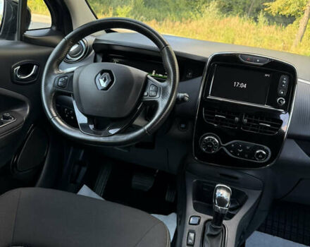 Сірий Рено Зое, об'ємом двигуна 0 л та пробігом 76 тис. км за 10499 $, фото 24 на Automoto.ua