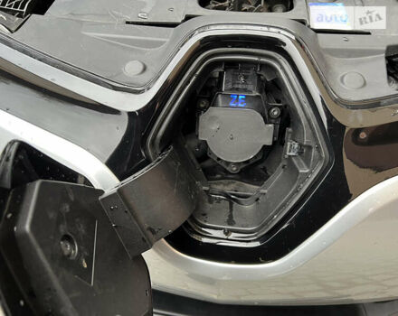 Сірий Рено Зое, об'ємом двигуна 0 л та пробігом 49 тис. км за 12750 $, фото 19 на Automoto.ua