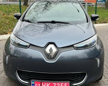 Серый Рено Зое, объемом двигателя 0 л и пробегом 92 тыс. км за 10800 $, фото 9 на Automoto.ua