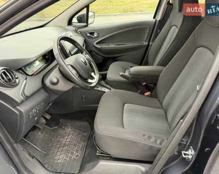 Сірий Рено Зое, об'ємом двигуна 0 л та пробігом 55 тис. км за 11999 $, фото 47 на Automoto.ua