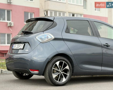 Сірий Рено Зое, об'ємом двигуна 0 л та пробігом 55 тис. км за 11999 $, фото 25 на Automoto.ua