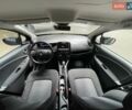 Серый Рено Зое, объемом двигателя 0 л и пробегом 92 тыс. км за 9777 $, фото 1 на Automoto.ua